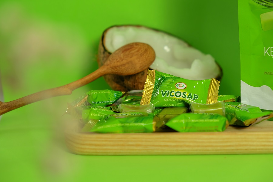 [THÙNG] Kẹo dừa sáp Vicosap (vị lá dứa) 100g